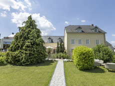 Wein- & Tafelhaus Oos