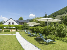 Wein- & Tafelhaus Oos