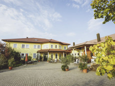 Weingut & Winzerhof Emmerich