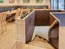Weingut F-J Regnery