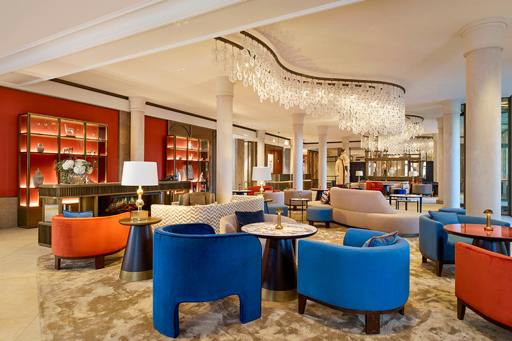 Amalie Patisserie & Lounge