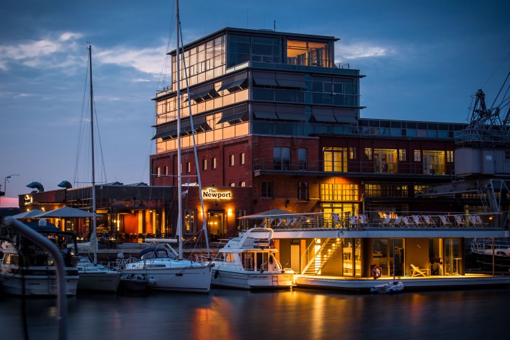 The Newport - Restaurant & Marina