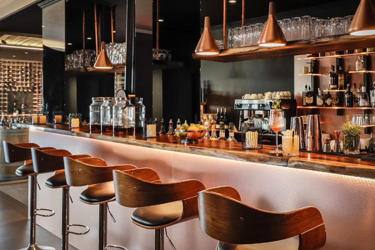 Restaurant 327