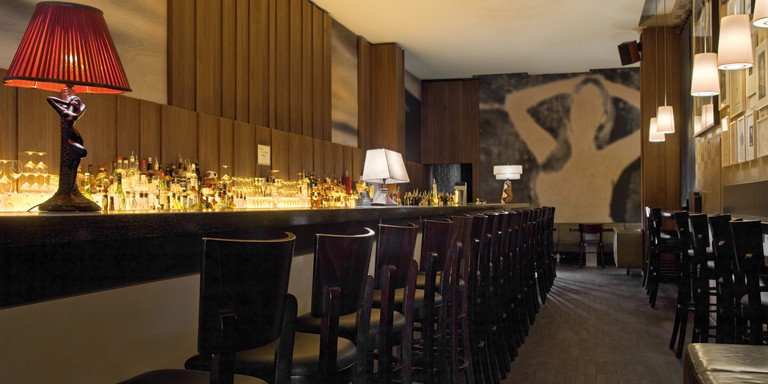 Victoria Bar