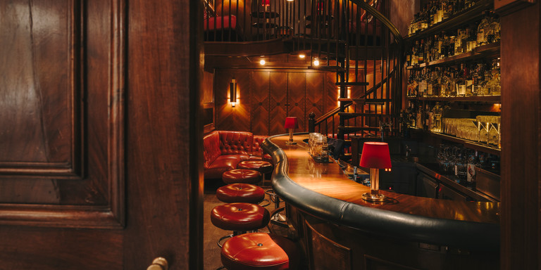 Jahreszeiten Bar