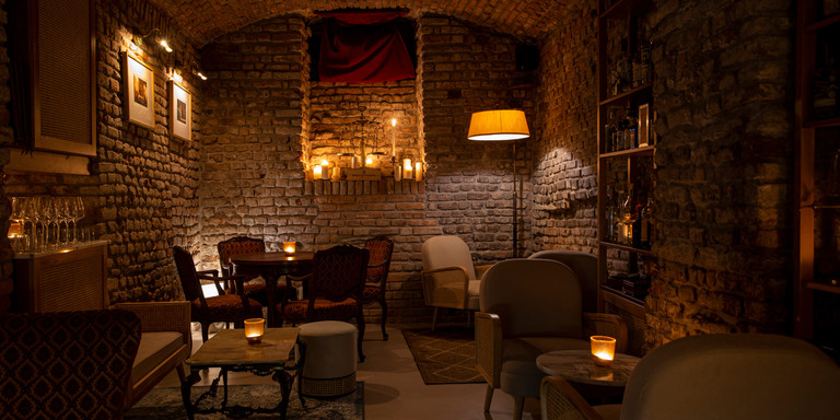 1930 Cocktail Bar